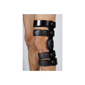 Superior Rigid Knee Brace, Medium, Left